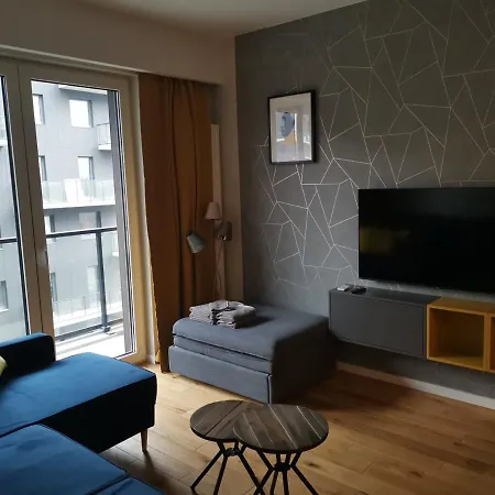 Urban Space 64 - Free Parking *